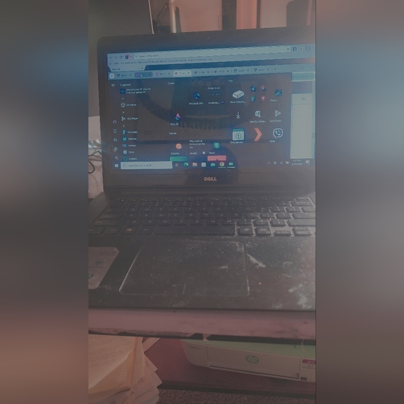 Dell laptop inspirion 14 - Picture 1 of 6